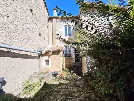 maison typiquement lorraine à rénover avec garage et dépendance à blénod-lès-toul