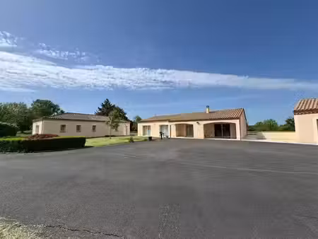 vente maison 5 pièces 132 m² ribagnac (24240)