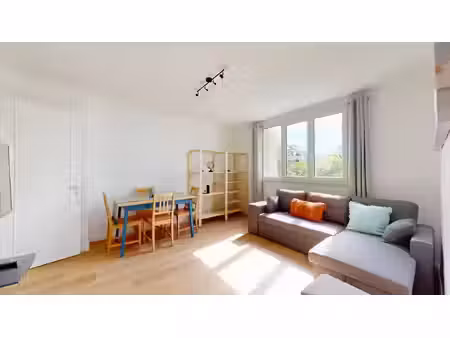 location appartement 4 pièces 65 m2 à créteil