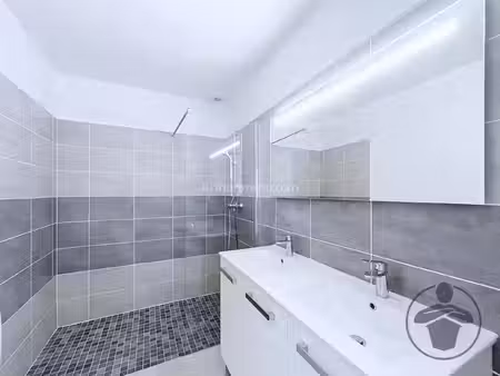 location maison 4 pièces 80 m2 à coutras