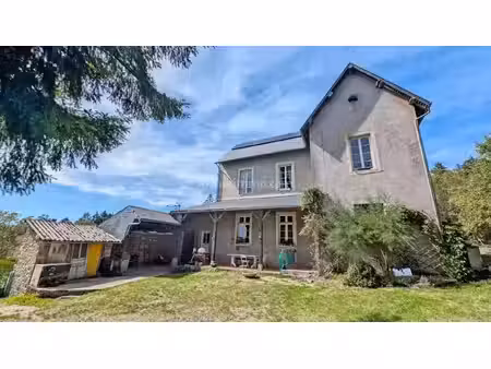 vente maison 7 pièces 210 m2 à uzerche