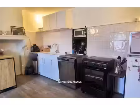 appartement t2 avec terrasse- st forgeux