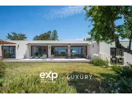 aix-en-provence  domaine sécurisé – villa plain-pied 250 m²