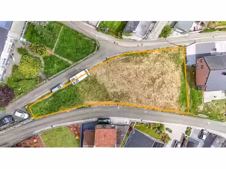 belle parcelle constructible de ± 800 m² – cadre calme et ve