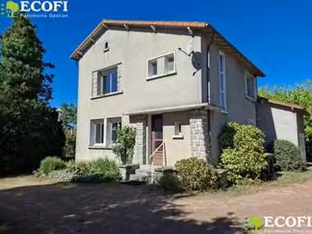 vente maison à bressuire (79300) : à vendre / 151m² bressuire