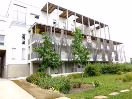 location appartement 3 pièces à sainte-luce-sur-loire (44980) : à louer 3 pièces / 63m² sa