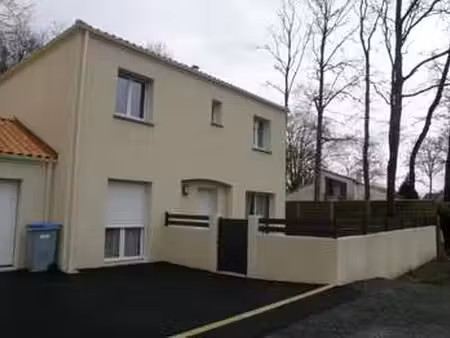location maison à basse-goulaine (44115) : à louer / 120m² basse-goulaine