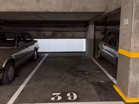 place de parking minimes