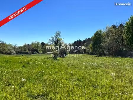 terrain 2400 m² chanterac