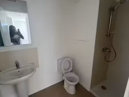 appartement meublé 45 m² avec balcon et parking – magnanville