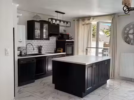 t3 à vendre magny-les-hameaux