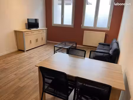 t2 duplex meublé rénové de 42 m² avec jardin commun