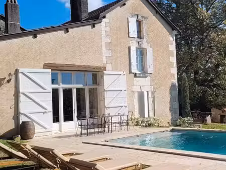 maison de caractere a louer
