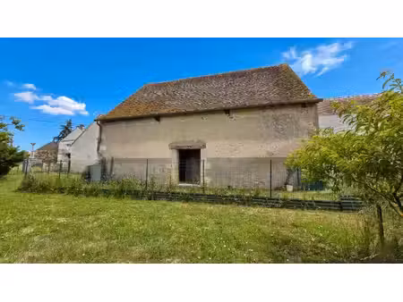 belle grange à aménager à la ville aux dames