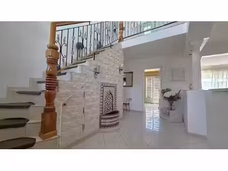 superbe maison familiale en état irréprochable