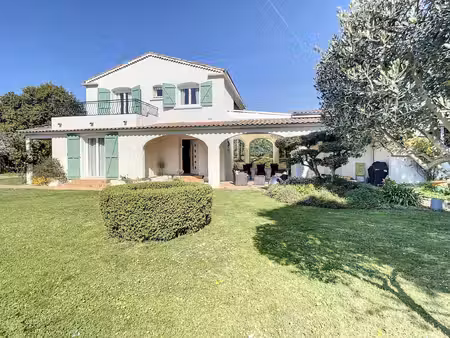 villa t8 coeur village fenouillet