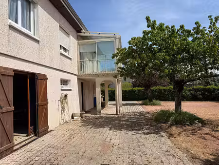 st etienne la varenne maison avec vue dégagée et terrain 840 m²