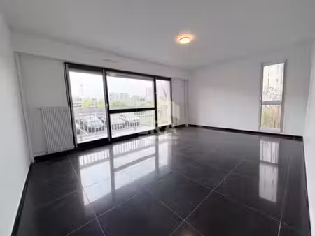 appartement creteil 3 pièce(s) 74.87 m2 - le hameau