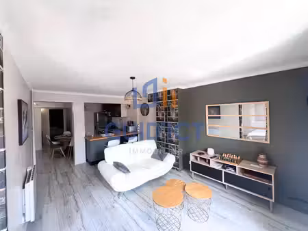 espalion centre -- appartement rénové  3 chambres avec potent