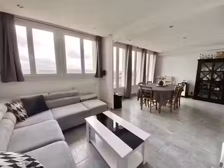 location meublée appartement 4 pièces 67 m² à venissieux (69200)  500 €