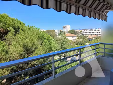 vente appartement 1 pièce 25 m² fréjus (83600)