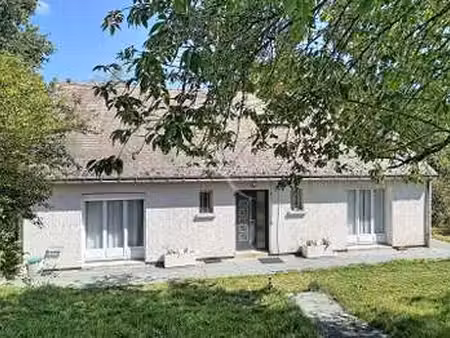 vente maison à gennes-val-de-loire (49350) : à vendre / 188m² gennes-val-de-loire