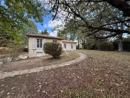 vente maison à la roche-sur-yon zone est (85000) : à vendre / 140m² la roche-sur-yon zone 