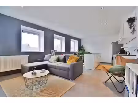 appartement à louer à place saint-denis 18 huy (rbw82741)