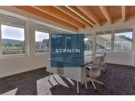 location bureaux 844m²