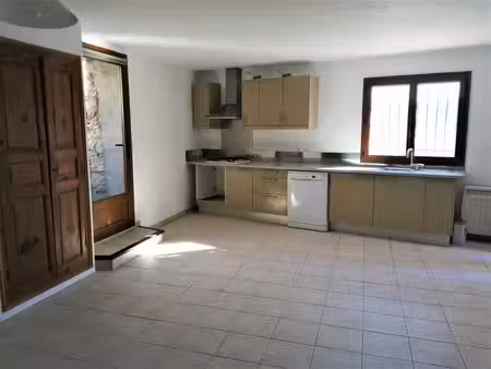 location maison 3 pièces 64m² bezaudun les alpes 06510