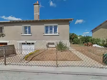 location maison 3 pièces 52m² montmorillon 86500