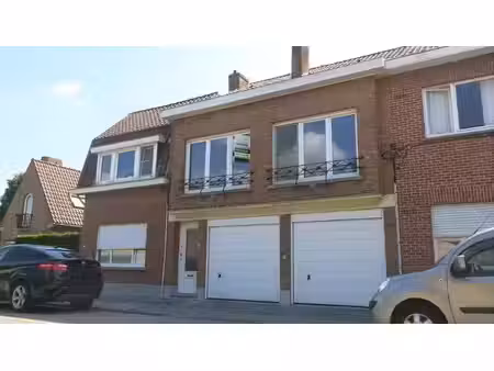ruime woning met terras en tuin te huur in assebroek brugge
