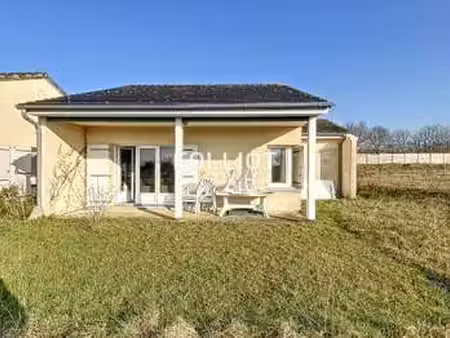 location maison meublé à montmartin-sur-mer (50590) : à louer meublé / 58m² montmartin-sur