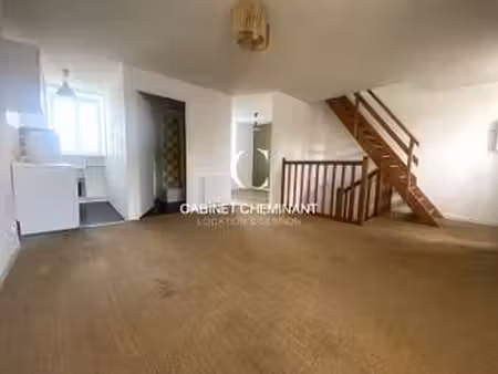 location appartement t1 à dinan (22100) : à louer t1 / 33m² dinan
