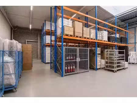 professionele kmo-unit met magazijn van ca. 512 m²