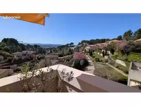 appartement 4 pièces 78 m2 piscine  tennis