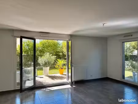 rare appartement 3p exposition sud 65 28m2+121m2 jardin serein + 2 places parking à villep