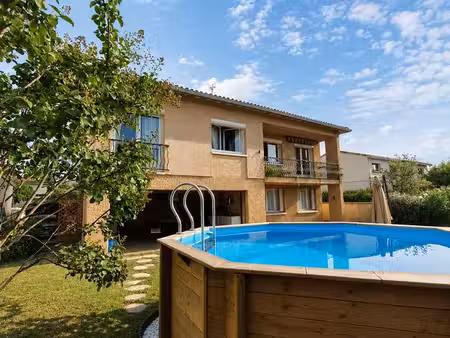 maison entièrement rénovée de 112 m² avec studio indépendant. aucun travaux à prévoir