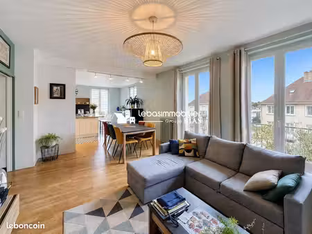 appartement 4 pièces 104 m²
