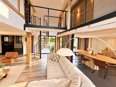 propriété 8 pièces 215 m²