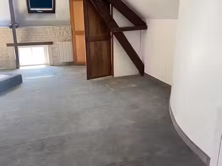 location apartement centre matha
