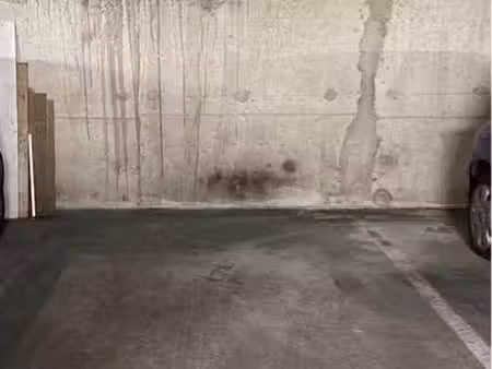 location place de parking