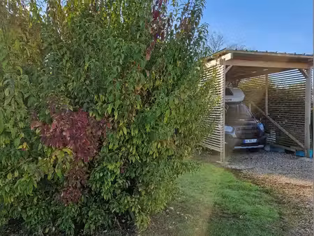 hivernage sous carport ouvert