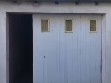 garage 30 m² saintes