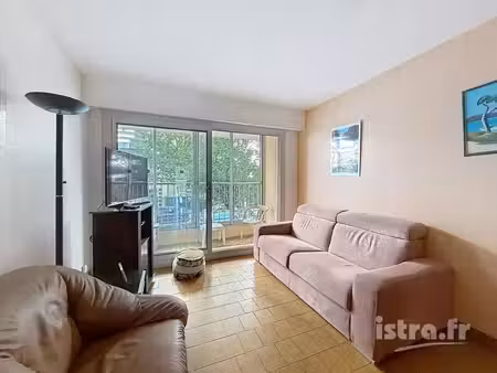 nice françois grosso – grand 3 pièces traversant avec cave et parking