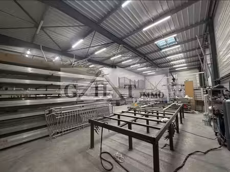 local d'activités 1865m2 à vendre montreuil