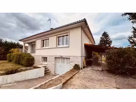 maison familiale sur sous-sol ? 186 m² au total ? terrain 750 m²