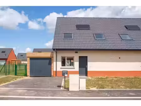 location maison 4 pièces 81 m² à ribécourt-dreslincourt (60170)  786 €