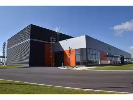 location local d’activités poitiers 86000 396m² à 400m²