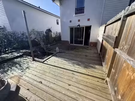 location maison 3 pièces 60.58 m² à ares (33740)  1 076 €